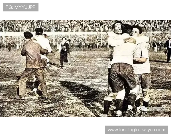 揭秘1930年乌拉圭世界杯：决赛中使用的两个不同规格的皮球真相。